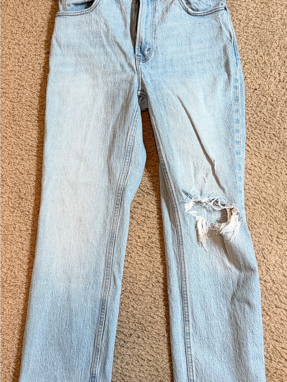 Abercrombie & Fitch Light Blue Women's Straight-Leg Jeans with Distressed Knee